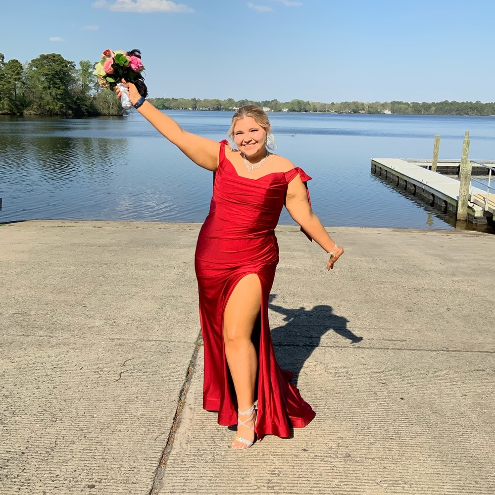 Meet your Posher, Kimi